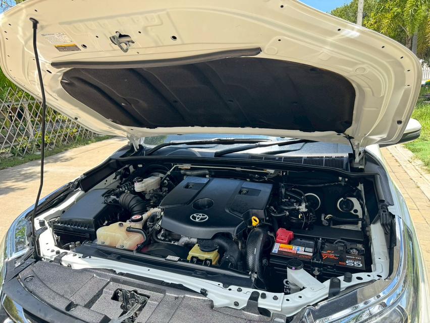 Toyota Fortuner 2.8TRD 4wd ปี18 17