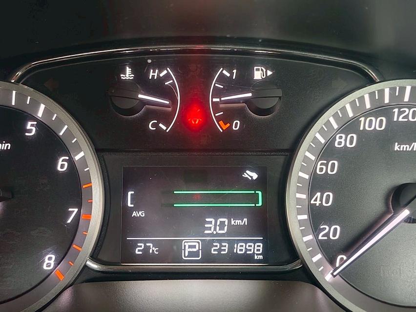 Nissan Slyphy 8