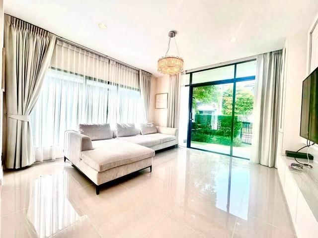 ให้เช่าบ้านเดี่ยว 2 ชั้น 62.5 ตรว. 4 ห้องนอน หมู่บ้านเศรษฐสิริ กรุงเทพกรีฑา รีโนเวทใหม่ ไม่เคยปล่อยเช่า ใกล้นานาชาติไบรท 3