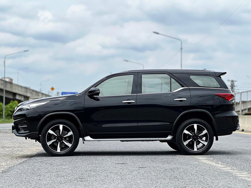 fortuner2.8 4wd รถสวย ราคา 999,000 บาท 12