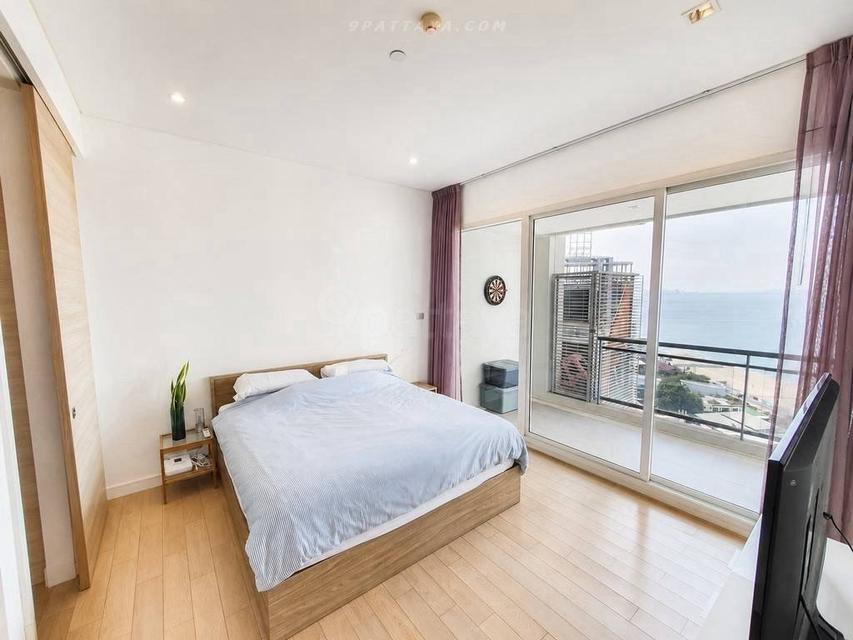 For Sale — 1-Bedroom Condo at Reflection Jomtien Beach Beachfront Condo Unit size: 61 sq.m Floor: 21• High-floor unit Beautiful view Fully furnished 3
