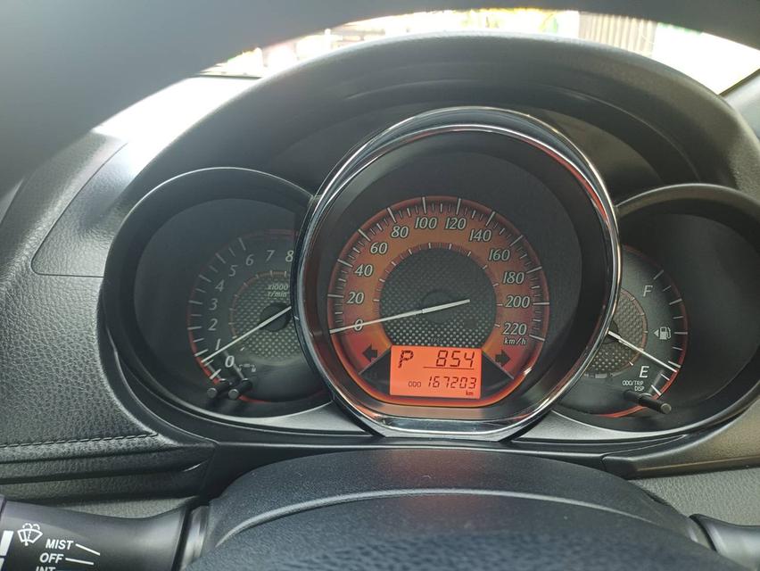 ปี2014 TOYOTA YARIS E ออโต้ มือเดียว เช็คศูนย์ตลอด 12