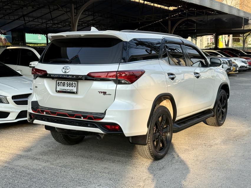 TOYOTA FORTUNER 2.8 TRD 2WD ปี2016 รูปที่ 6