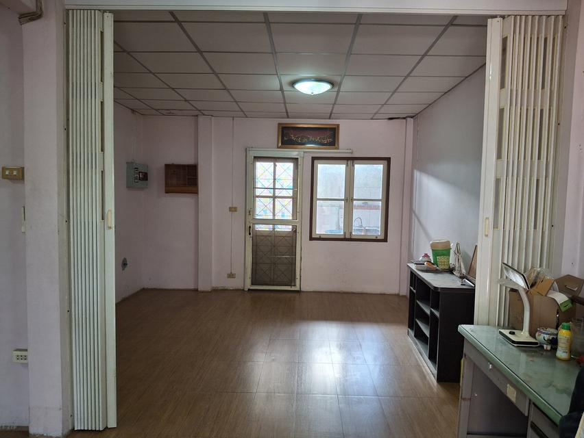 ขายทาวน์เฮ้าส์ 2 ชั้น ม.บุศรินทร์ วงแหวน-รัตนาธิเบศร์ (โครงการ LH) 9