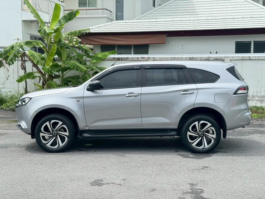 ISUZU MUX Wagon 4dr Active 7st Auto 6sp RWD 1.9DCT Y2022. 4