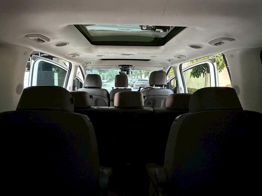 รหัสรถ AP536 Hyundai Staria Premium Sunroof 2.2D 8AT TOP สุดปี 2024 รูปที่ 13