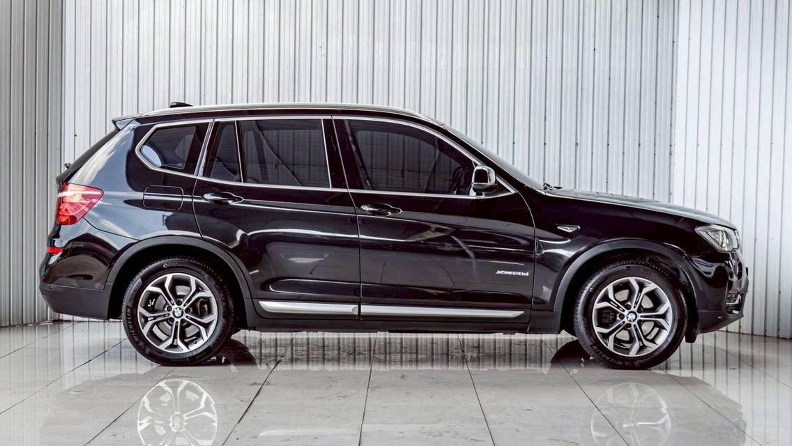 BMW X3 2.0d HIGHLINE ปี 2015 สีดำ โฉม F25 ปี10-18 รูปที่ 7