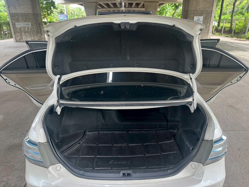 ขายรถ Toyota Camry 2.4 Hybrid ปี 2011 สีขาว เกียร์ออโต้ 18