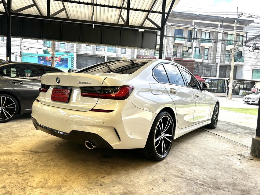 BMW 330e Plug-in Hybrid M Sport ปี2020 รถมือเดียว ไมล์น้อย