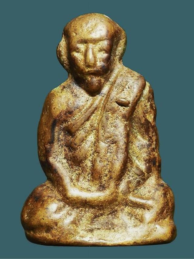 รูปหล่อรุ่นแรก หลวงพ่อยอด วัดหนองปลาหมอ จ.สระบุรี ปี 2487....เก่า สุดๆๆ