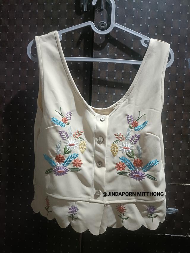 เสื้อผ้ามือสอง 9