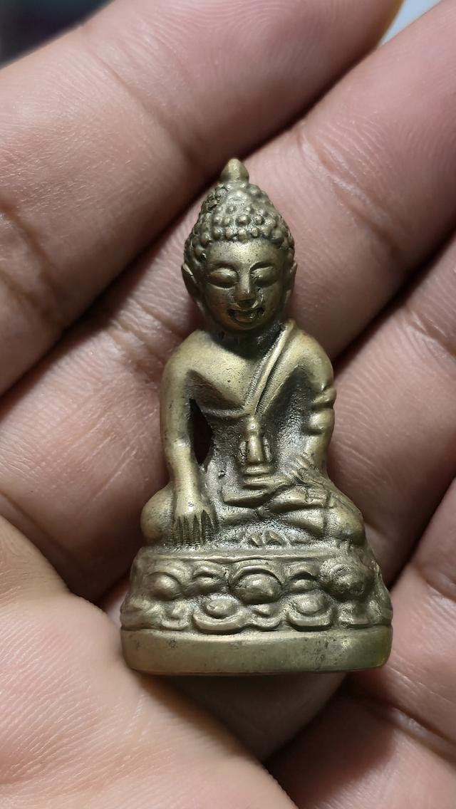 พระกริ่งเก่า ก้นอุดแผ่นโลหะ