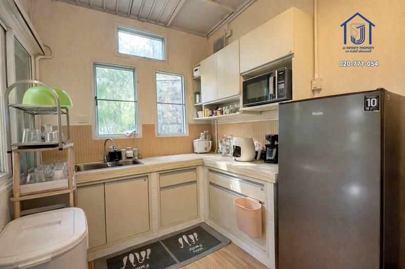 ขายทาวน์โฮม 2 ชั้น หมู่บ้านโกลเด้น ทาวน์ เกษตร-ลาดปลาเค้า ซอยลาดปลาเค้า 72 หลังมุม ใกล้รถไฟฟ้าสายสีชมพู 6