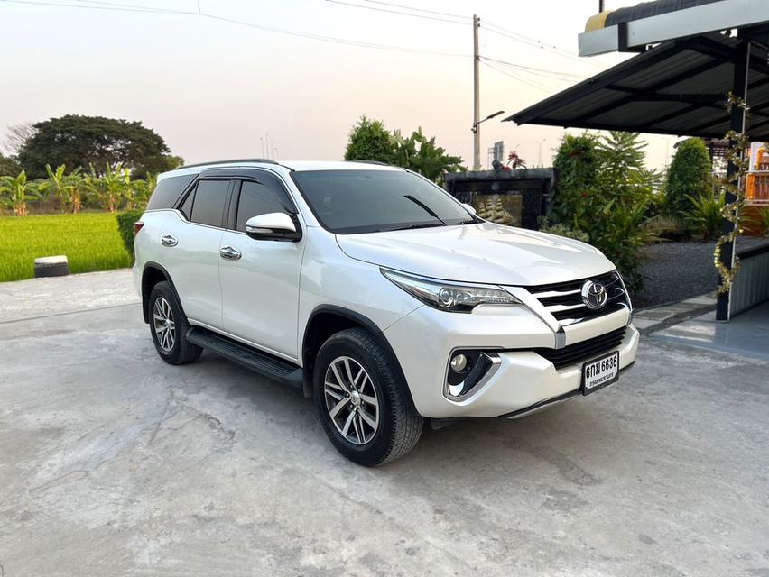 ปี2017 FORTUNER 2.4 ขับ 2 มือเดียวออกป้ายแดง รถเช็คศูนย์ตลอด