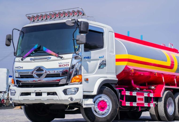 Hino Victor 500 260 แรง มือสอง