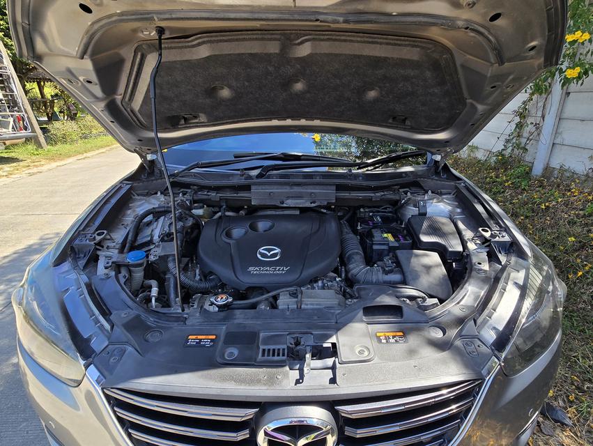 Mazda CX5 2.2 XD Diesel รถบ้านเดิมๆ  สียังเดิมๆจากโรงงาน ไม่เคยทำสี ไม่มีการเกิดอุบัติเหตุ