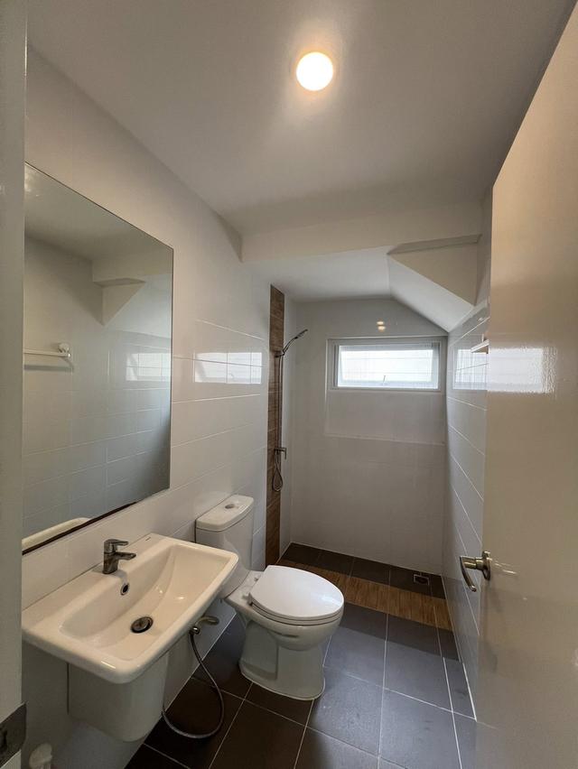 ขายบ้านแฝด Pleno Town สุขุมวิท–เทพารักษ์ อายุเพียง2ปี สภาพใหม่พร้อมอยู่ แต่งครบ 14