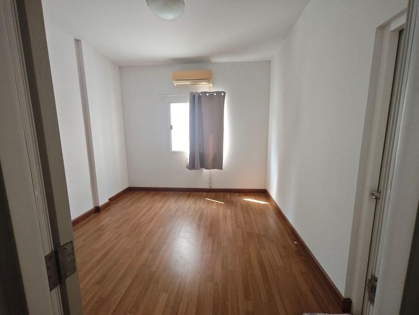 ขายทาวน์โฮม 3 ชั้น 3 ห้องนอน หมู่บ้านเดอะริคโค้ทาวน์ วัชรพล 20.6 ตร.ว. ใกล้ทางด่วนรามอินทรา/รถไฟฟ้า รองรับ EV Charger 9