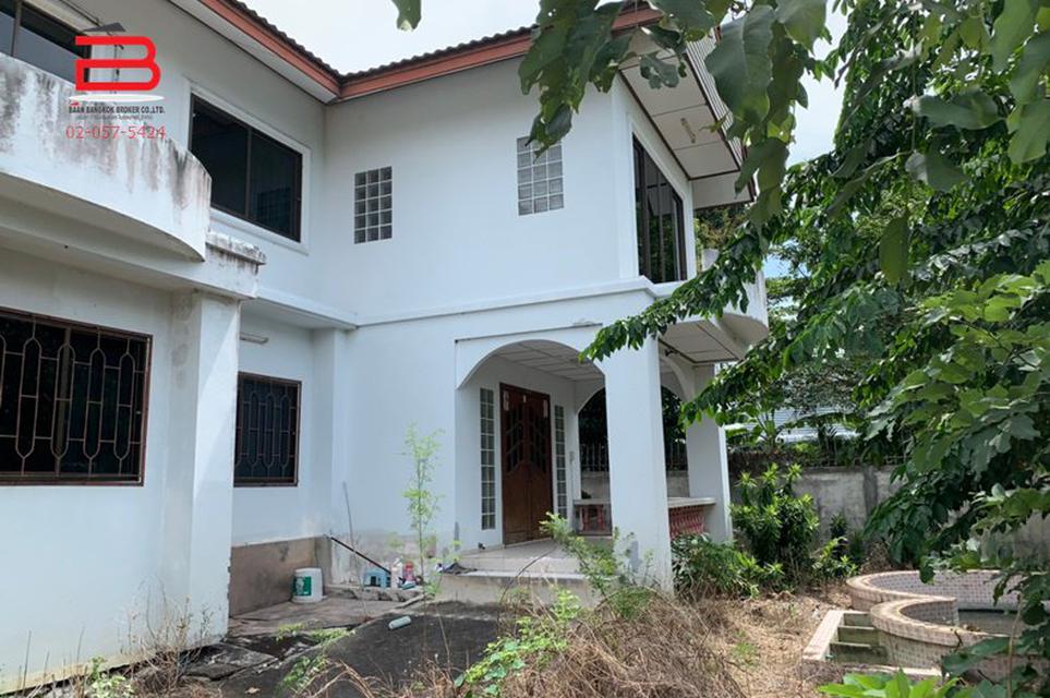 บ้านเดี่ยว 2 ชั้น ซอยสุขสวัสดิ์ 30 แยก 4 เนื้อที่ 213 ตรว. ถนนสุขสวัสดิ์ เขตราษฎร์บูรณะ