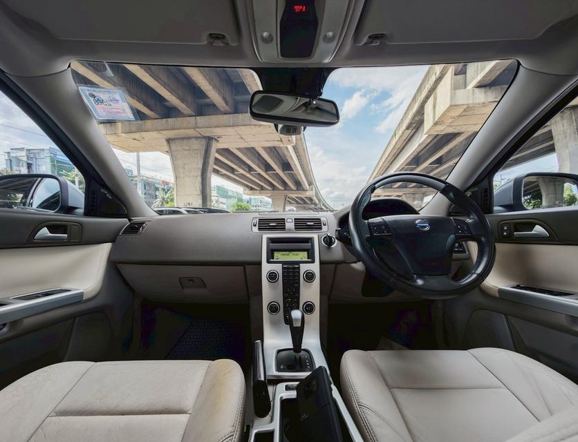 Volvo V50 AT ปี 2013