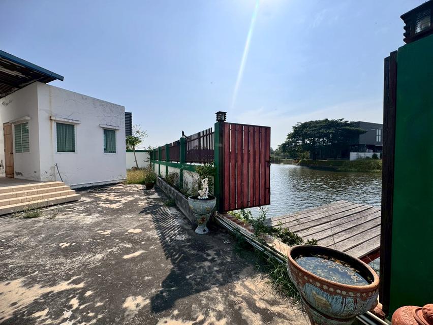 ขายบ้านเดี่ยว กรีนวัลเล่ย์ 7 บางนา-ตราด **วิวเลคหลังบ้าน** (N.1977) 2