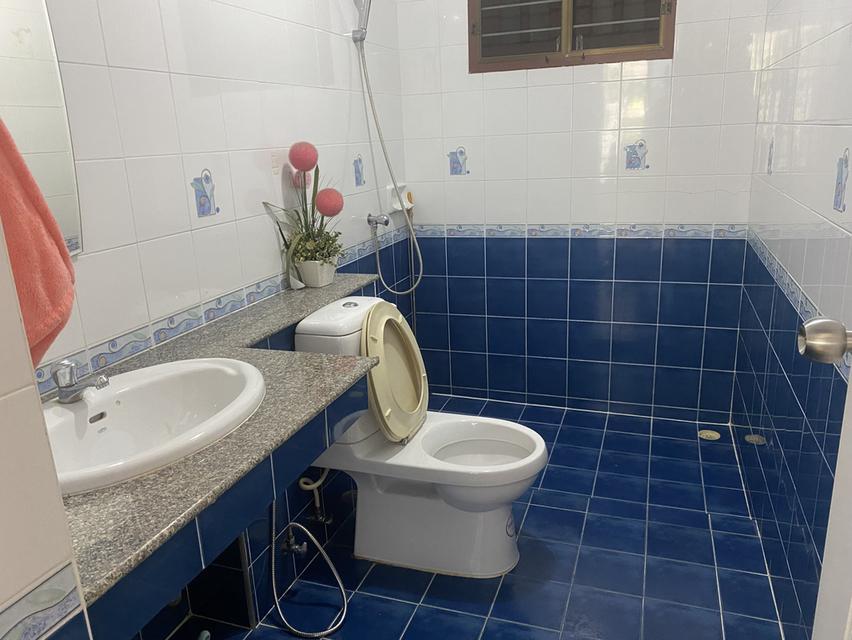 บ้านเดี่ยว ในหมู่บ้านลิฟวิ่งนาราคลอง4 ธัญบุรี 8