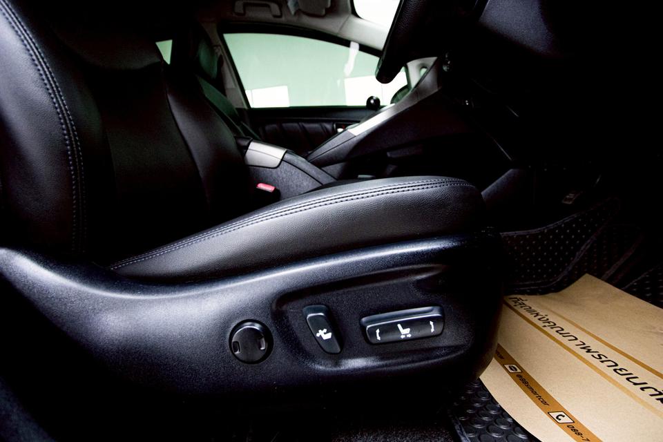 TOYOTA PRIUS 1.8 HYBRID TOP OPTION SUNROOF  2012  8