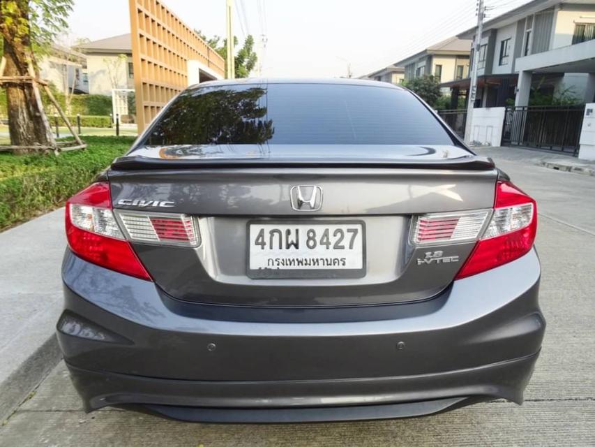 Honda Civic FB 1.8 S ปี 2015 ประวัติศูนย์ตลอด เจ้าของเดียวไม่เคยติดแก๊ส  4