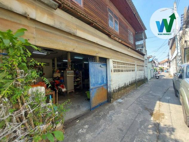 "ที่ดิน 50 ตร.ว. มีสิ่งปลูกสร้าง ใกล้สาทร ราคาเอื้อมถึง! วุฒากาศ 47 เหมาะทำบ้านเช่า หรือ อยู่อาศัยเอง" 2