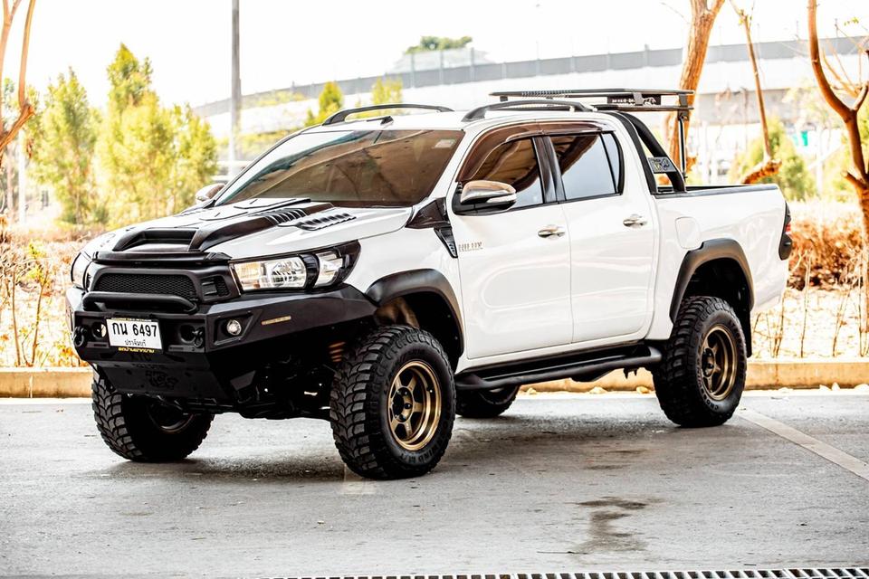 Toyota Revo Prerunner Double Cab 2.4E สีขาว ปี 2016 