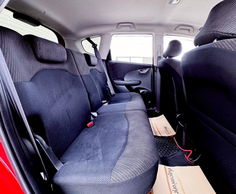HONDA JAZZ GE 1.5 SV 2013  9
