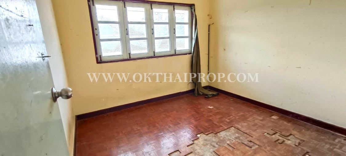 บ้านแฝด หมู่บ้านพฤกษา 3 ถนนวัดลาดปลาดุก บางบัวทอง 10