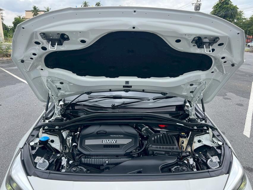 BMW 220i Grand Coupe M Sport ปี 2021 จด 2022  7