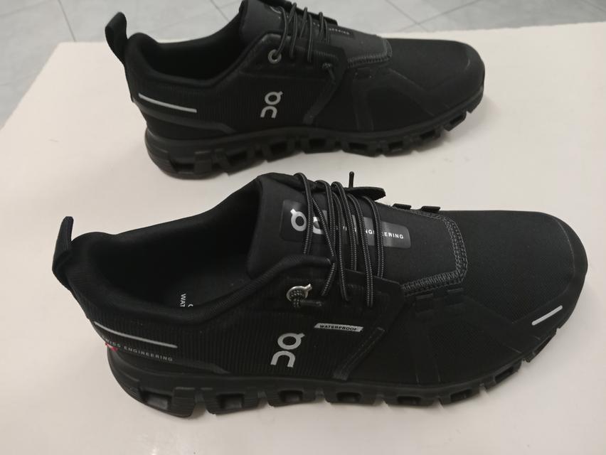 รองเท้า on cloud 5 waterproof ใหม่มือ1 ไซสึ 10.5us. 44.5/28.5 รูปย่อยที่ 2