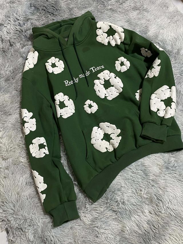 เสื้อฮู้ด มือสองสภาพเหมือนใหม่