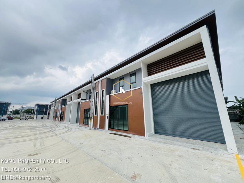 ให้เช่าโกดัง ลำลูกกา คลอง 3 ปทุมธานี 403 ตรม สร้างใหม่  สไตล์โมเดิร์น  2