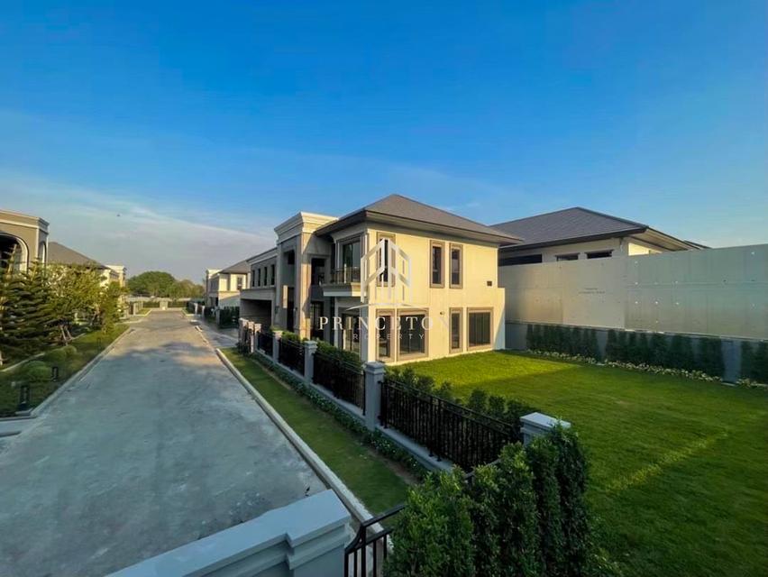Luxury House for Sale Grand Bangkok Boulevard Ramintra–Kasetnawamin 4
