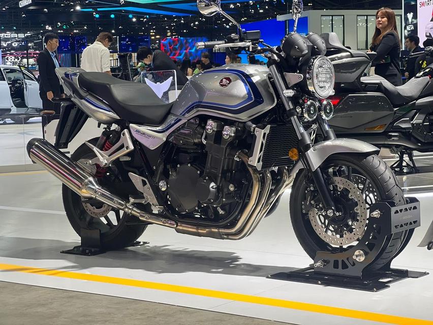 Honda CB1300 ปี 2024 สภาพป้ายแดง 2