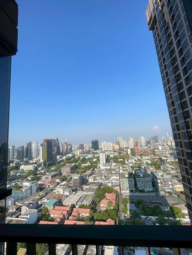 คอนโดดีไซน์ญี่ปุ่น ใจกลางสุขุมวิท ใกล้ BTS ทองหล่อ เหมาะสำหรับชาวต่างชาติและคนทำงานในเมือง 12