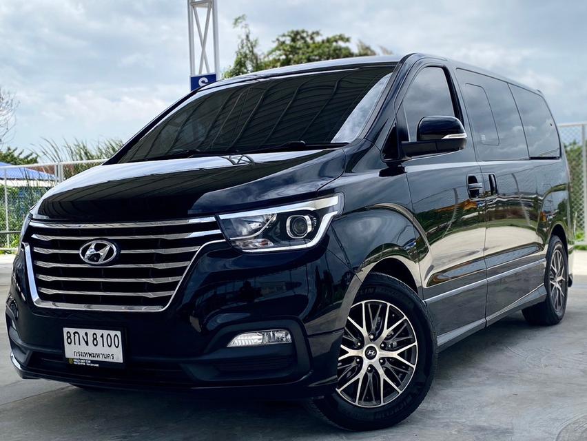 ขายHyundai H1 2.5Srarex ปี19