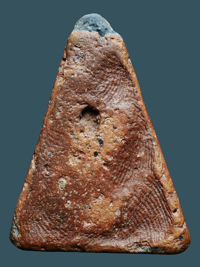 พระนางพญาพิษณุโลก พิมพ์เข่าตรง....เก่าๆ รูปย่อยที่ 3