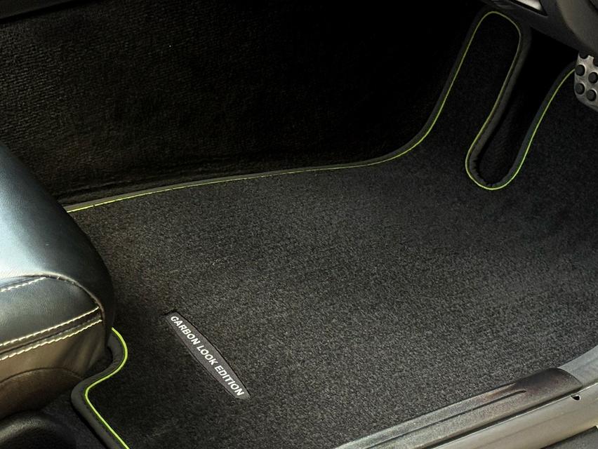 2015 BENZ SLK CARBON LOOK รถมือเดียวออกป้ายแดง รถวิ่งน้อย ประวัติ SERVICE ครบ รถไม่เคยมีอุบัติเหตุครับ 13