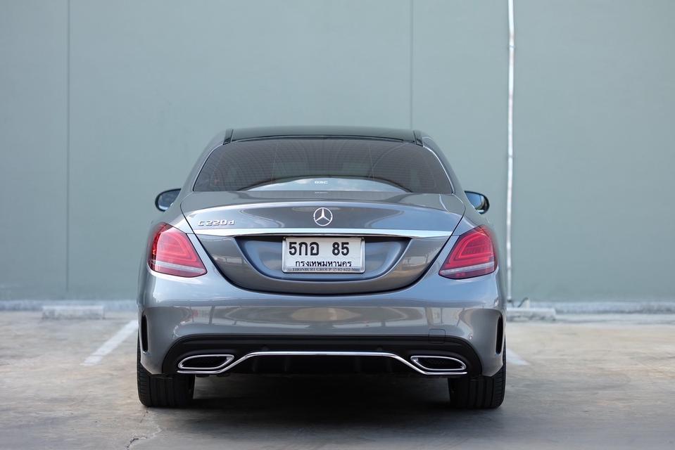 Mercedes Benz C220d AMG ปี 2019 วิ่งน้อย 50,000 km วารันตีศูนย์Benzถึง12/2026 เจ้าของคนเดียว รูปที่ 7