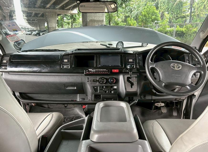 TOYOTA HIACE COMMUTER 2.7 VVTI ปี 2014