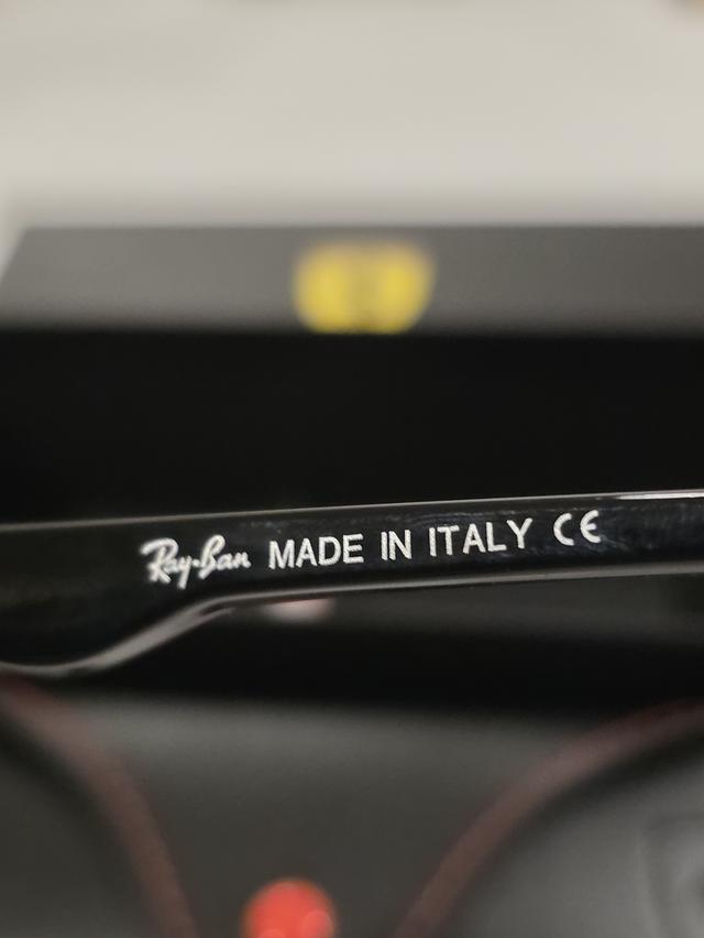 แว่นตา Rayban x Ferrari เลแบน เฟอร์รารี่ สวยเดิมๆสภาพใหม่ๆ อย่างดีพร้อมกล่องขาย ตามสภาพ ครับ รูปที่ 14