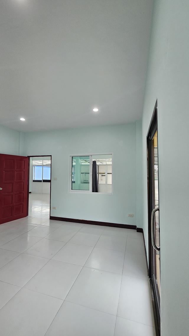 บ้านเดี่ยวพร้อมทำกิจการ​ บ้านบึง​ ชลบุรี 9