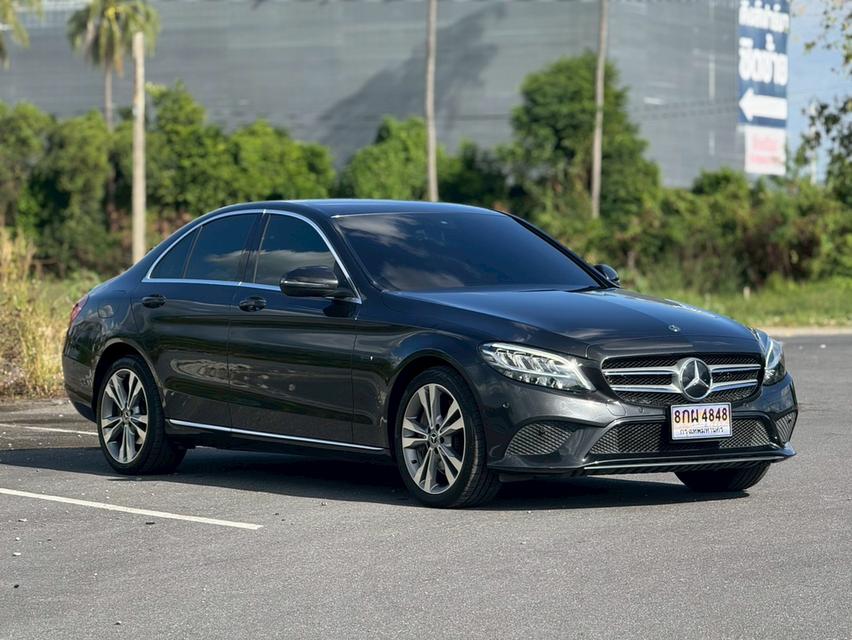 Mercedes-Benz C300e Avantgarde ปี 2019 14