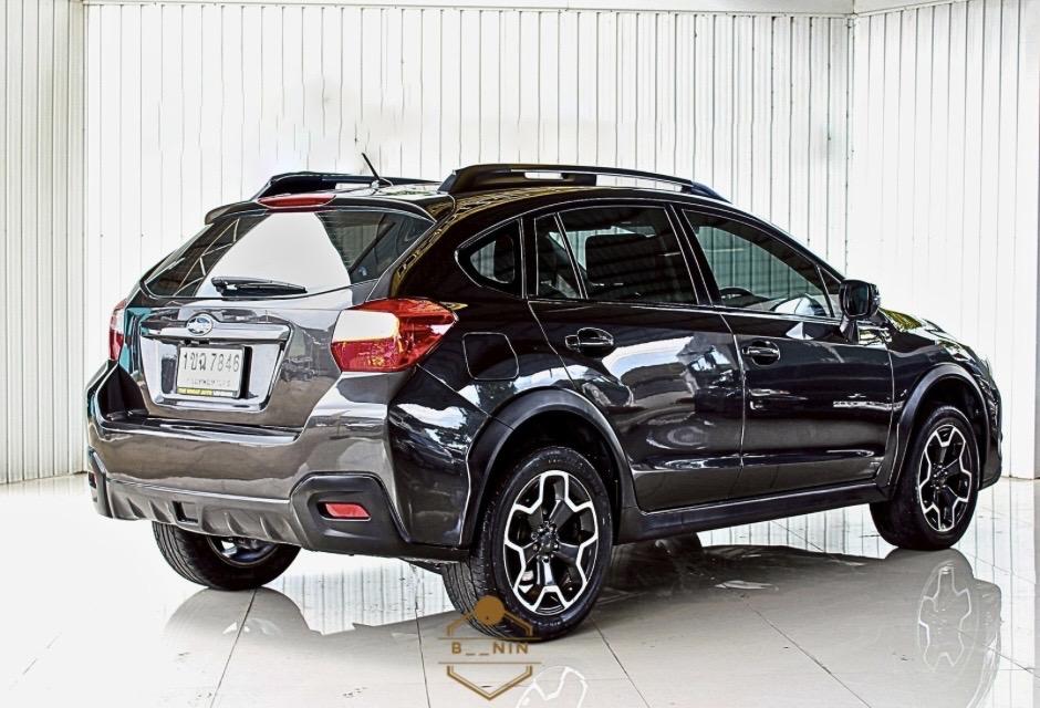รถยนต์ subaru 6