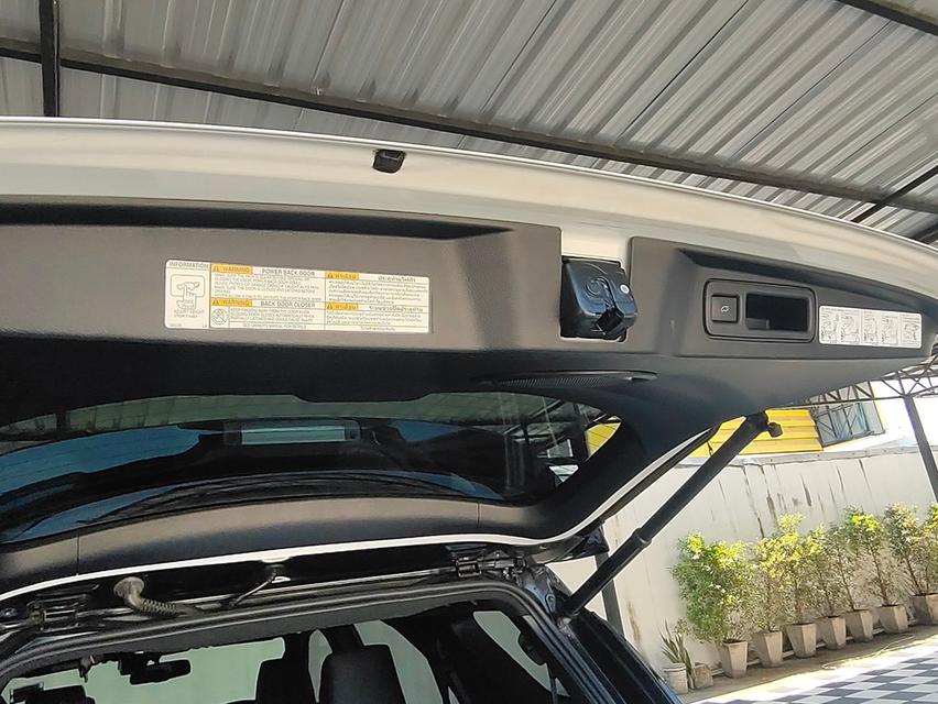 FORTUNER LEGENDER 2.8 V 4WD ปี 2020 จด21 ✅ ฟรีค่าจัด-ค่าโอน ✅ ฟรีประกันภัย ✅ ฟรี พรบ 10