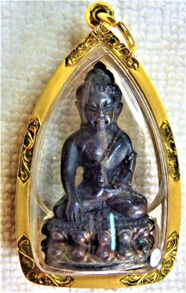 พระกริ่งชินบัญชร (ก้นเงิน) หมายเลข 32 หลวงปู่ทิม วัดละหารไร่ จ.ระยอง ปี 2517